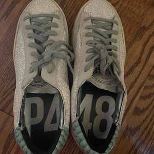 P448 sneakers like new